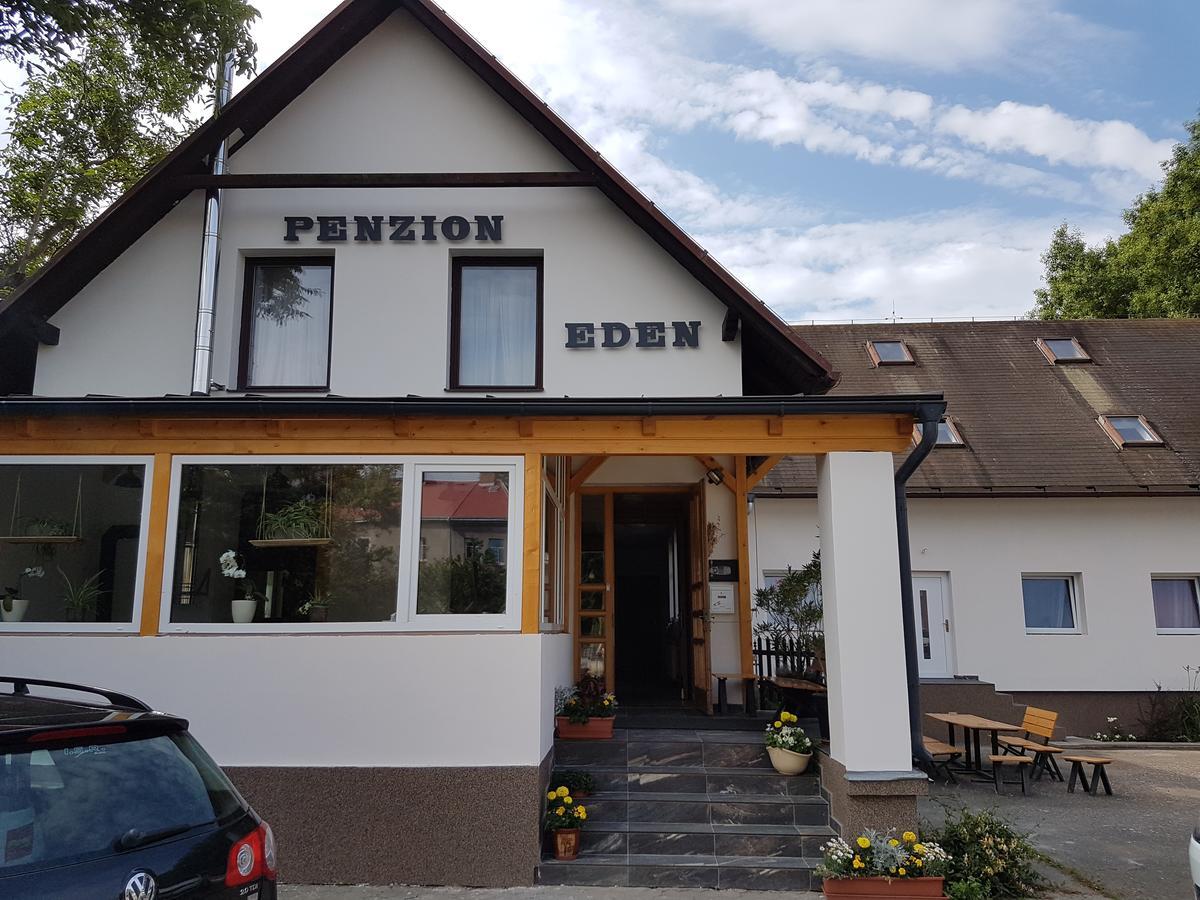 Penzion Eden Turnov Exteriör bild